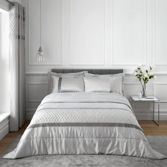 Catherine Lansfield Sequin Cluster Bedspread